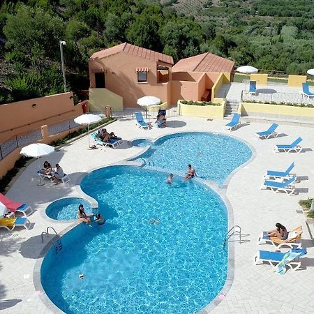 טאולאדה Sosventos Village Hotel מראה חיצוני תמונה