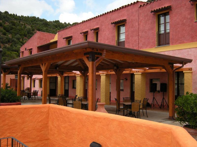 טאולאדה Sosventos Village Hotel מראה חיצוני תמונה