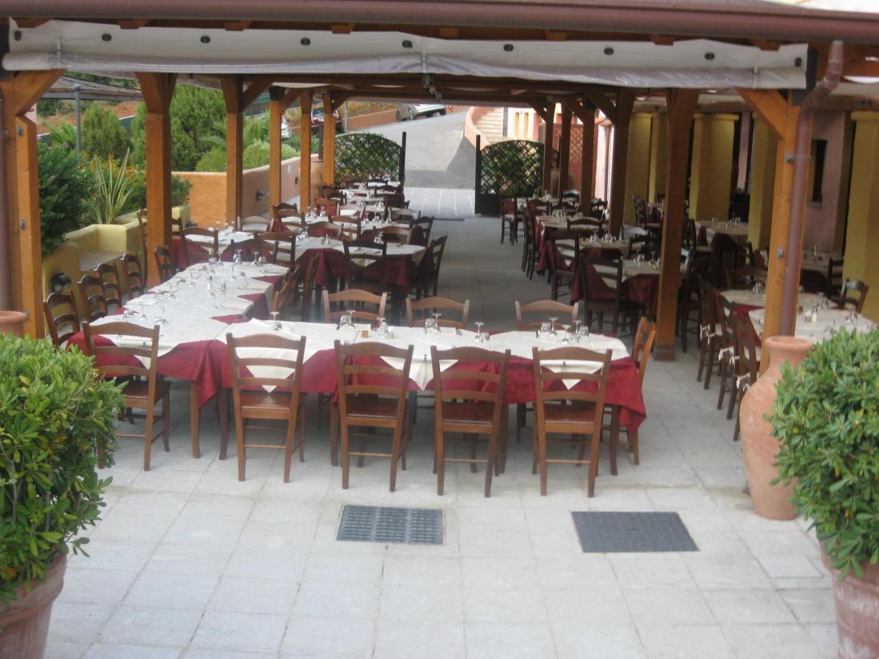 טאולאדה Sosventos Village Hotel מראה חיצוני תמונה