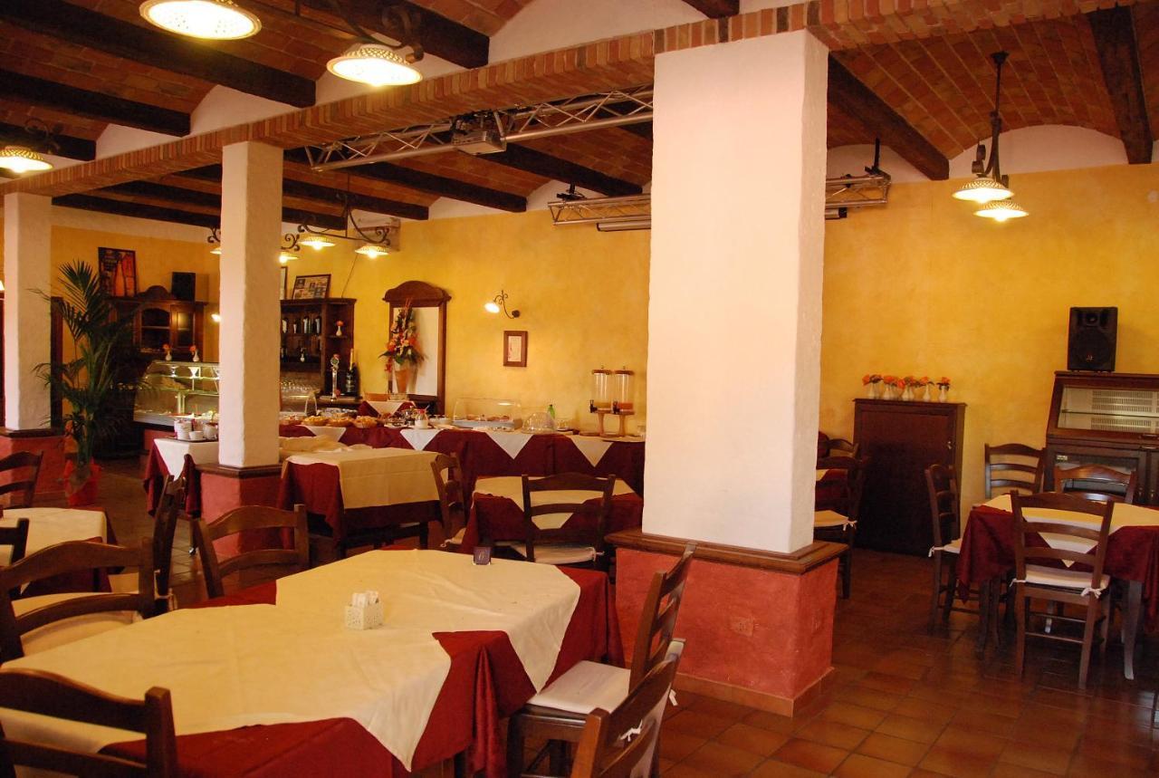 טאולאדה Sosventos Village Hotel מראה חיצוני תמונה